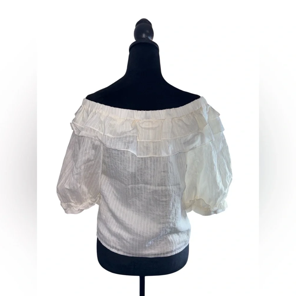 Mauve by Anthropologie Ruffle-Neck Puff-Sleeved Off the Shoulder in Ivory Sz XS